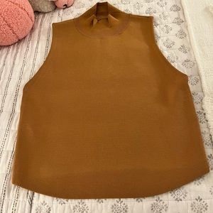 House of Harlow crew cropped top